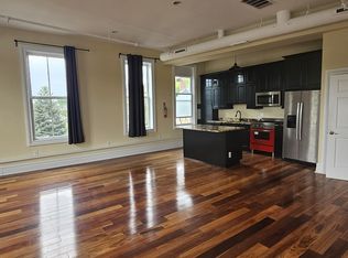 1 Grand Ave #E, New Haven, CT 06513