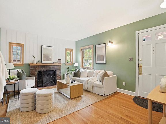 5th image of 4003 Oglethorpe St