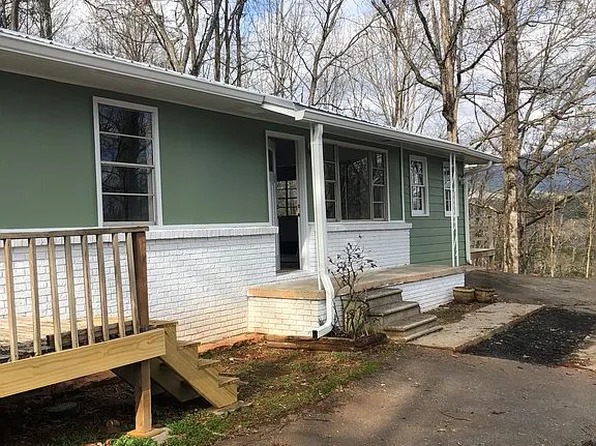 259 Moore View Homes Rd, Hayesville, NC 28904