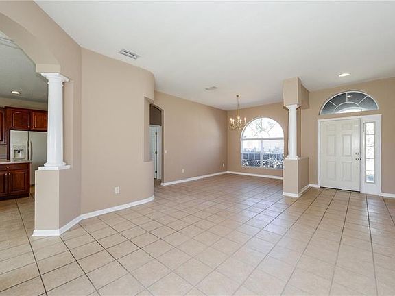3rd image of 9213 Everwood Ct