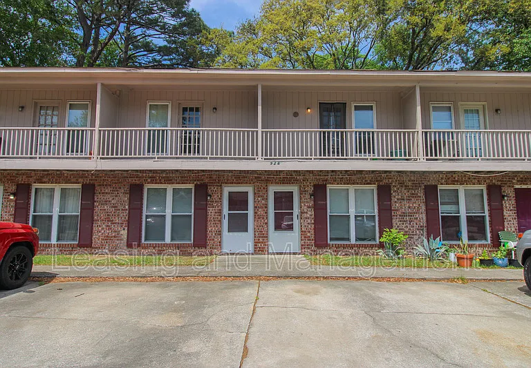 926 Blackrail Ct #C — Photo 2