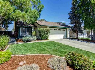 1069 Stoneybrook Dr, Martinez, CA 94553