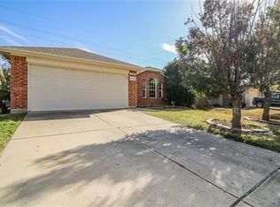 11904 Gold Creek Dr E, Fort Worth, TX 76244