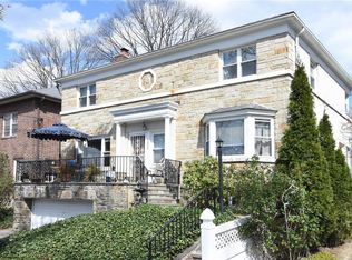 329 Collins Ave, Mount Vernon, NY 10552