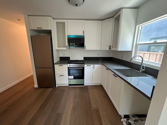 3rd image of 2638 Rich St #1