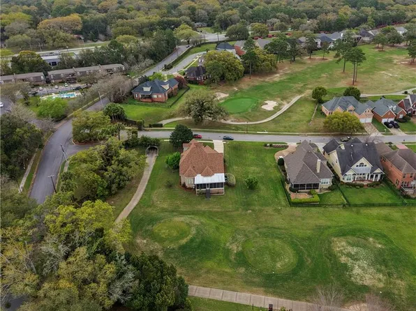 4199 Heron Lakes Dr, Mobile, AL 36693