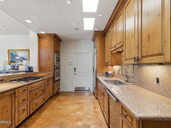 5th image of 5652 N SCOTTSDALE Road