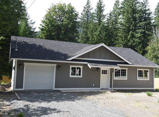 7943 Apache Dr, Maple Falls, WA 98266