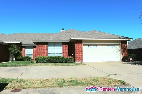 1st image of 4616 Club Estates Pl