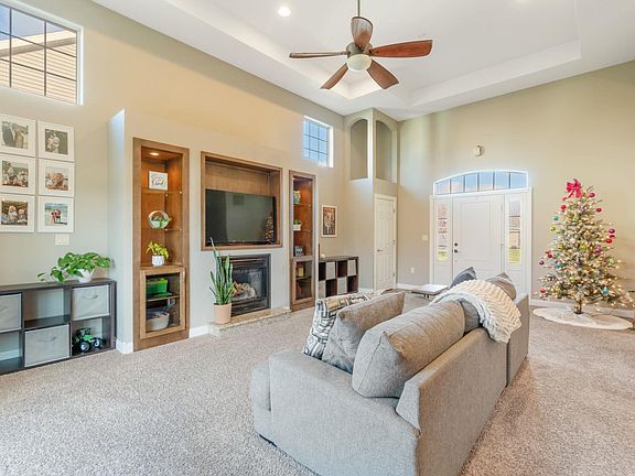 3rd image of 5319 Celtic Ct