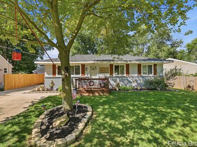 457 Parkside Ave NW, Grand Rapids, MI, 49534