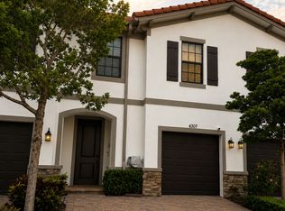 4307 Bradbury Ct, Riviera Beach, FL 33410