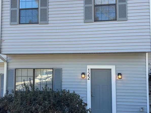 122 Le Club Dr, Calhoun, GA 30701