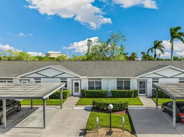 6843 Bogey Dr, Fort Myers, FL 33919