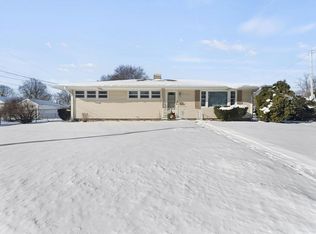 W169N8673 Sheridan DRIVE, Menomonee Falls, WI 53051