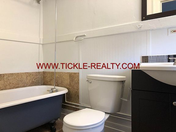 2nd image of 174 N Goodman St