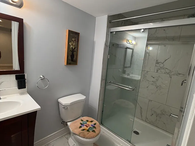 51 Ralph Chalmers Ave #BASEMENT — Photo 10