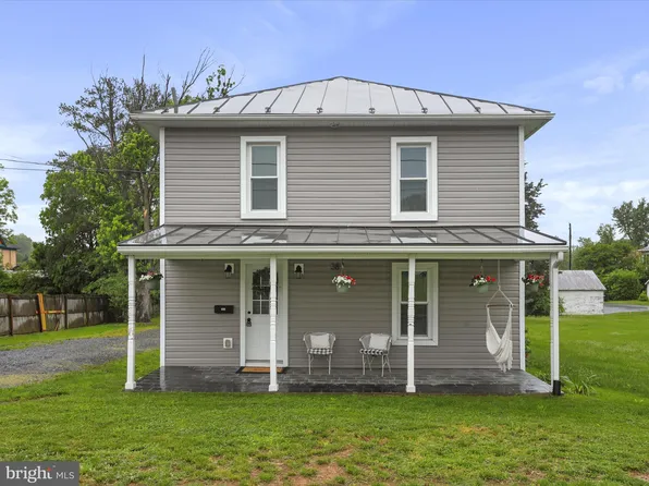 387 Ash St, Strasburg, VA 22657