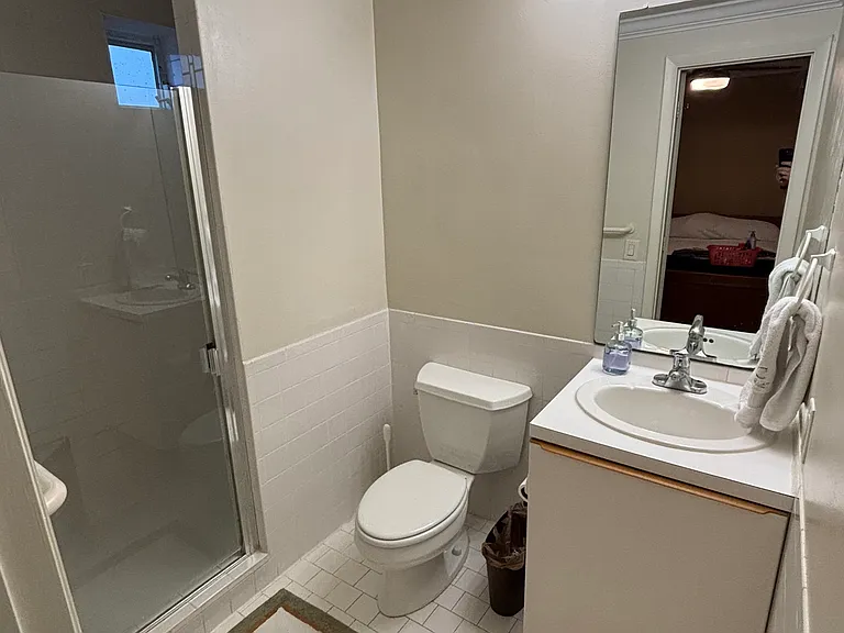 4950 Bayshore Blvd #28 — Photo 20