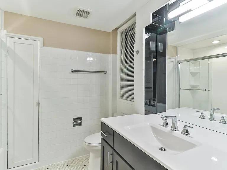 7545 Oxford Dr #3W — Photo 13
