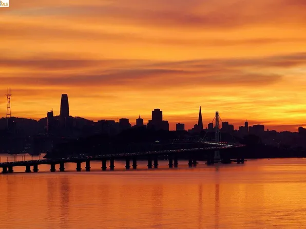 6363 Christie Ave APT 2307, Emeryville, CA 94608