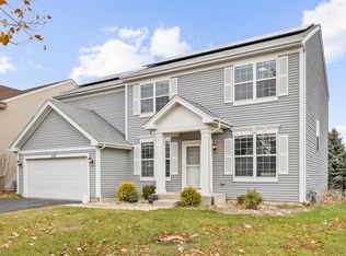 1157 Clearwater Dr, Hampshire, IL 60140