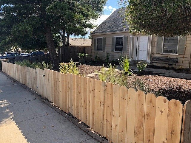 1st image of 281 & 281-1/2 Hathway Ave