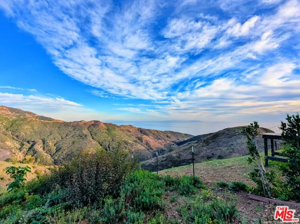 2105 Newell Rd, Malibu, CA 90265