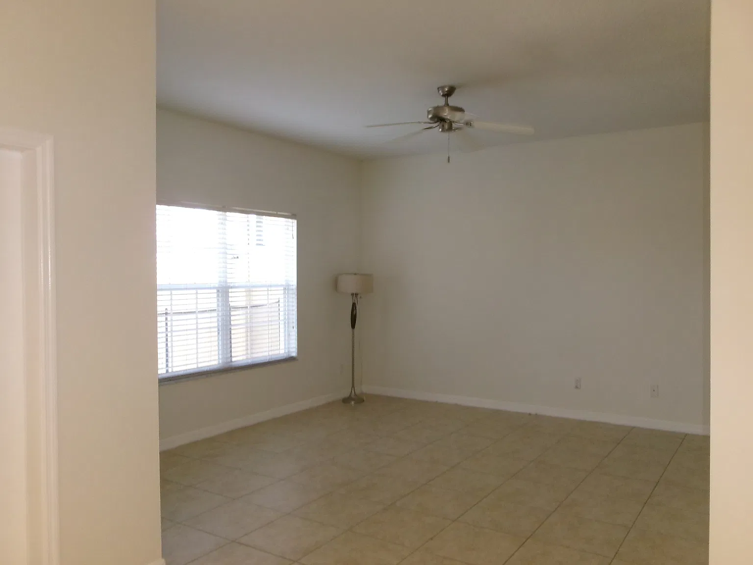 4 bed, 1884 sqft, $2,600 — Photo 3