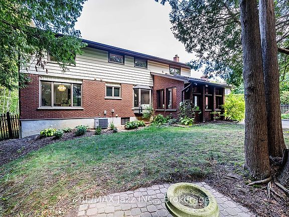 4th image of 1005 Bluefinch Ct