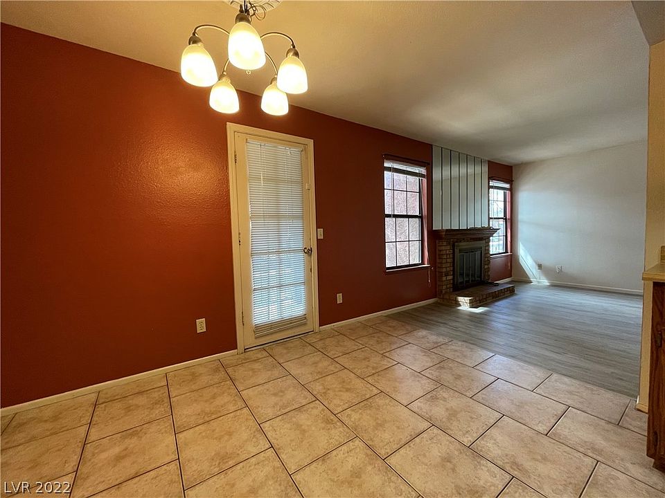 5576 W Rochelle Ave Las Vegas, NV, 89103 Apartments for Rent Zillow