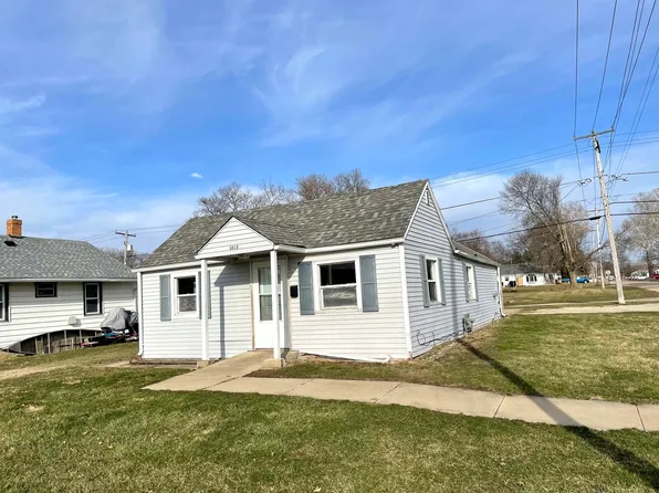 1813 14th Ave, Rock Falls, IL 61071