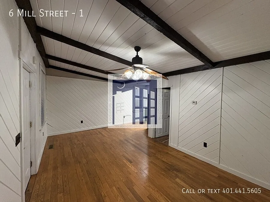 3-Bedroom/1 Bathroom Apartment on 1st floor — Photo 1