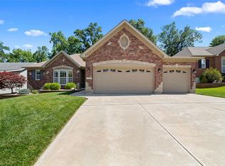 1226 Spring Lilly Dr, High Ridge, MO 63049