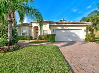 6894 Finamore Cir, Lake Worth, FL 33467