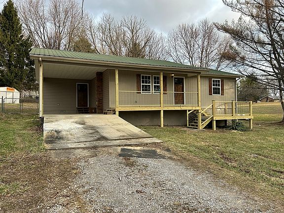 3rd image of 2016 Meadowview Dr