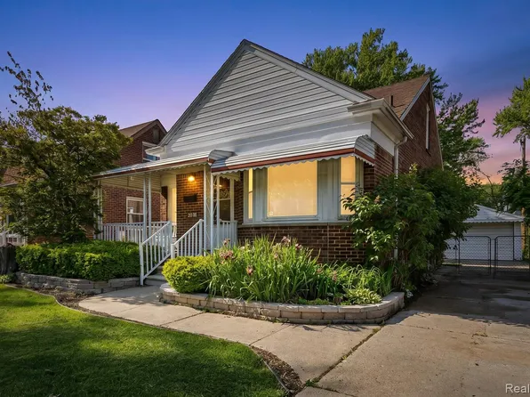 27548 W Chicago St, Livonia, MI 48150
