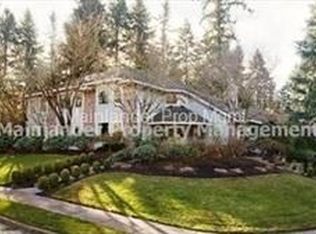 730 Kenola Ct, Lake Oswego, OR 97034