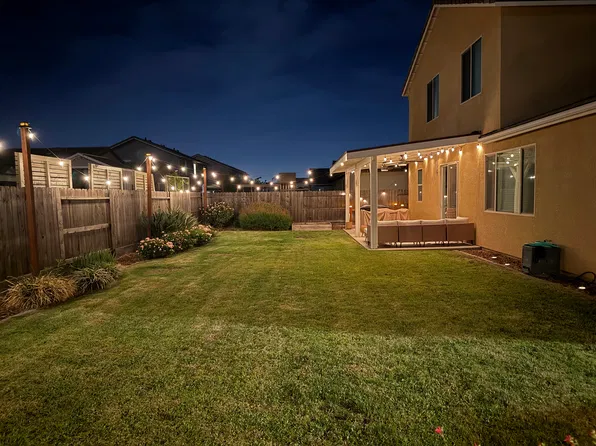 7241 E Adena Ave, Fresno, CA 93737
