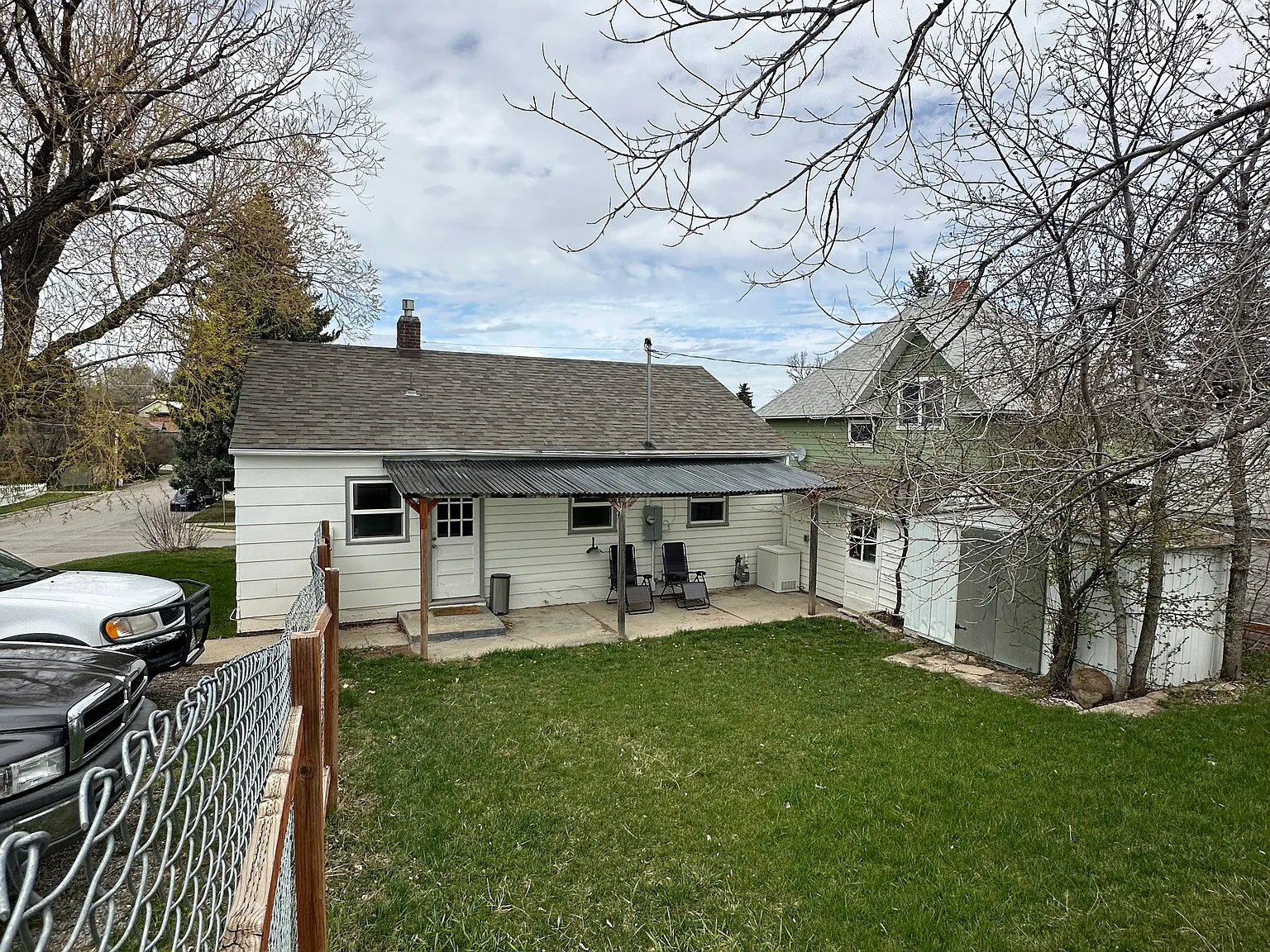 3 bed, 825 sqft, $1,395 — Photo 2