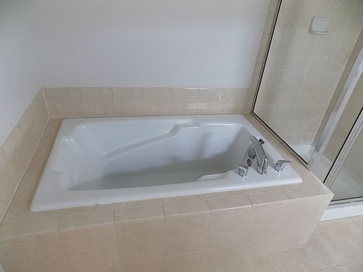 3rd image of 2431 Huntington Park Dr
