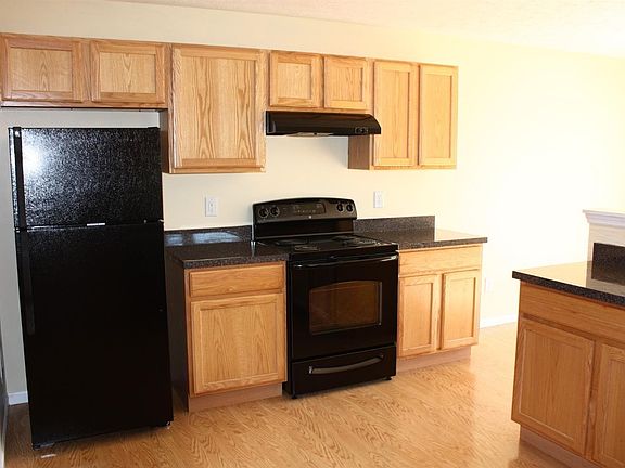 2nd image of 1718 Arundel Ct