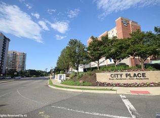 2309 City Pl #309, Edgewater, NJ 07020