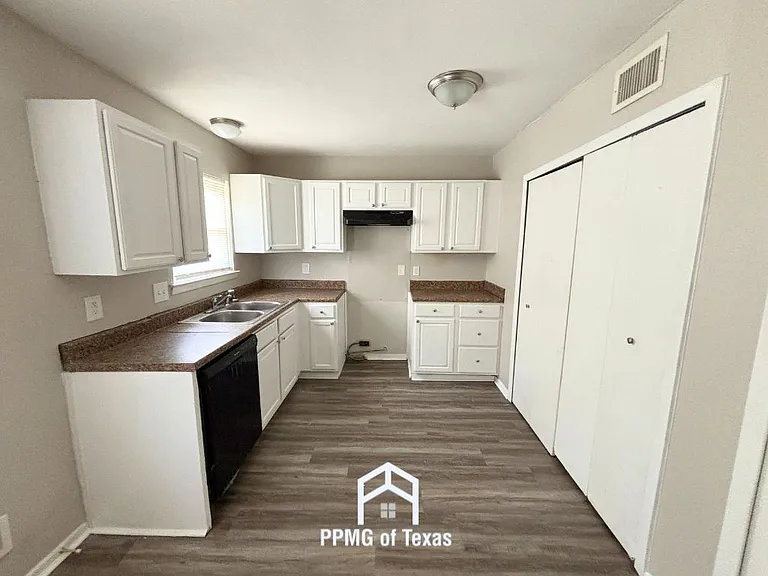 Houses For Rent (9)_04082026