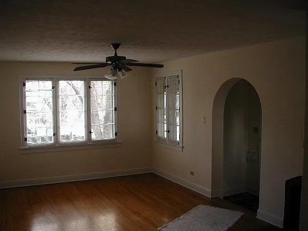 362 S Lincoln St — Photo 1