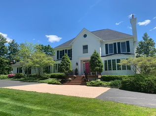 5820 Graves Lake Dr, Cincinnati, OH 45243