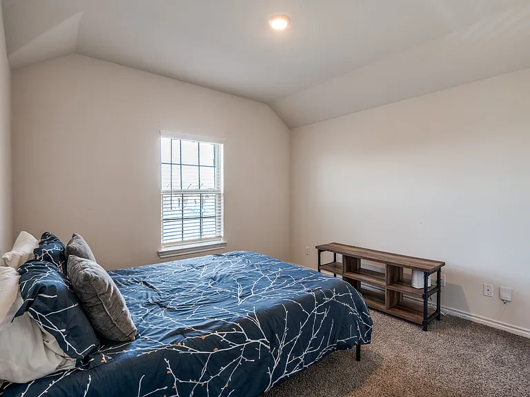 2608 Hale Rd — Photo 8