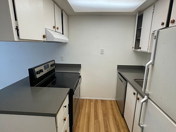 4th image of 426 75th St SE APT 203