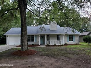 54 Marsh Dr, Beaufort, SC 29907