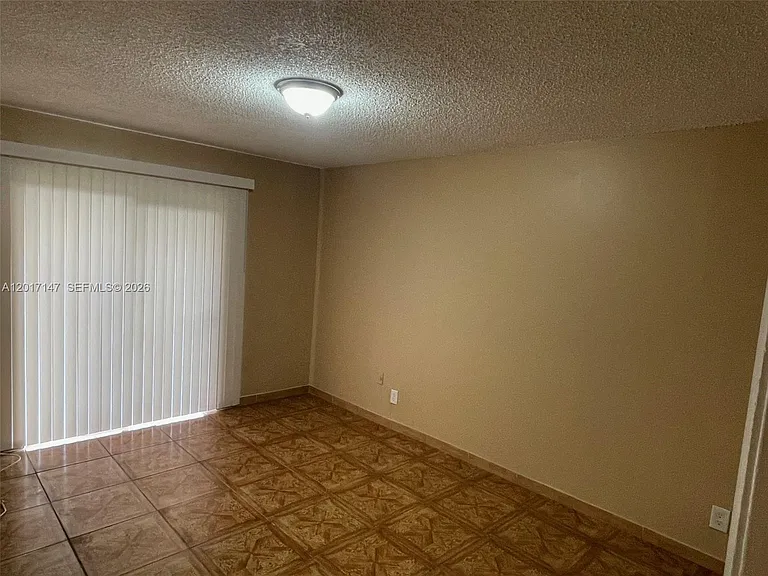 5960 NW 20th St #5960 — Photo 9